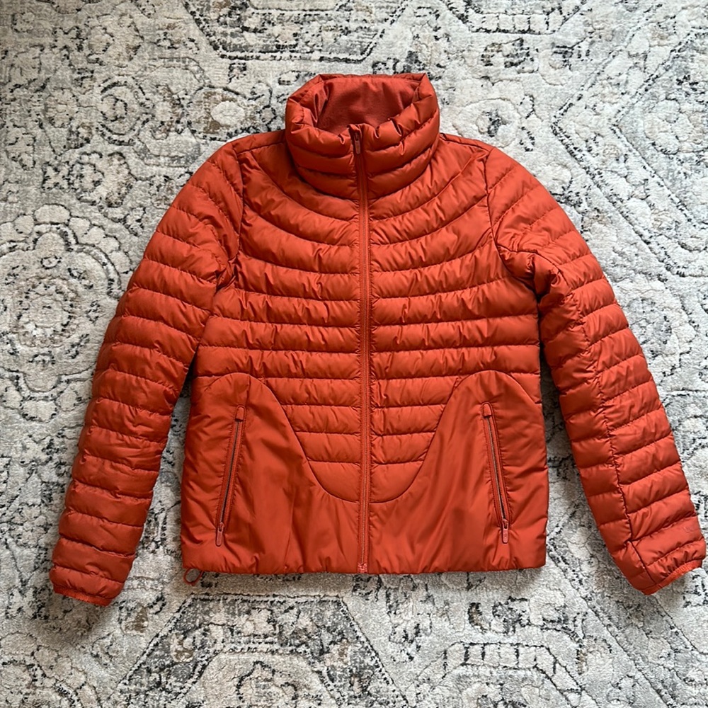 Lululemon Lightweight relaxed-fit down jacket